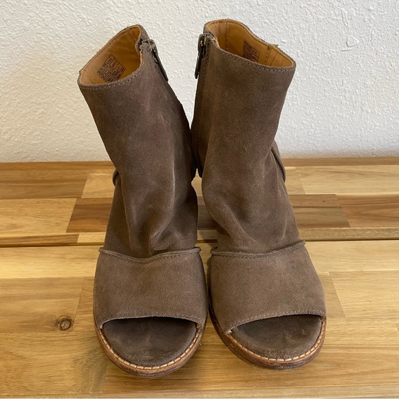 UGG Bootie Valencia Chestnut Brown Suede Leather Peep Toe Stacked Heel Size 7.5 - Picture 12 of 13